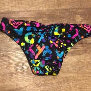 {Roxy} bathing suit bottom.